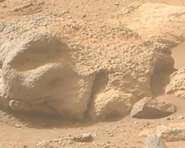 NASA показала снимок «лица» на Марсе, сделанный ровером Perseverance